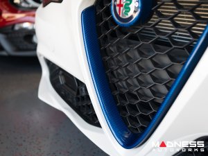 Alfa Romeo Giulia Front V Shield Grill Frame + Emblem Frame Kit - Carbon Fiber - Blue Candy